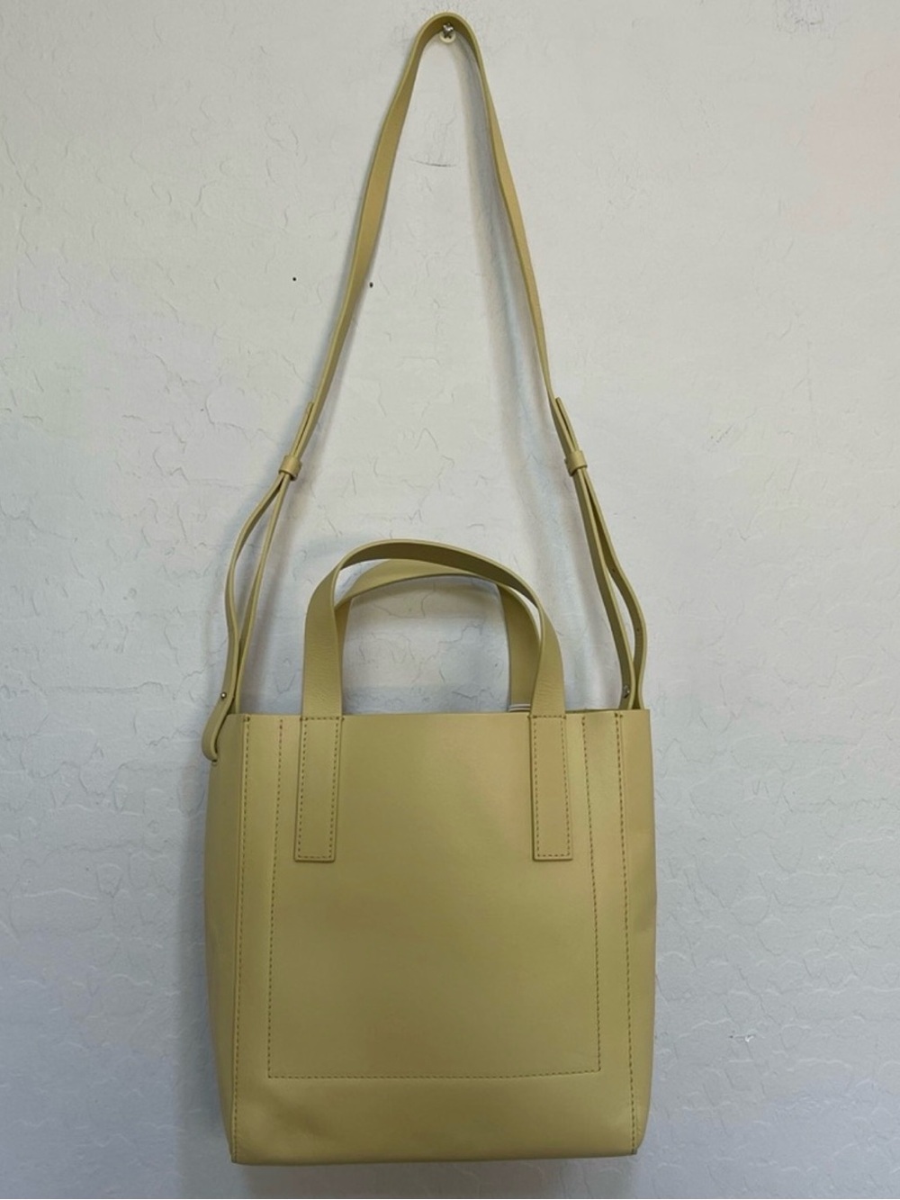 Mini 100% Italian leather in butter yellow